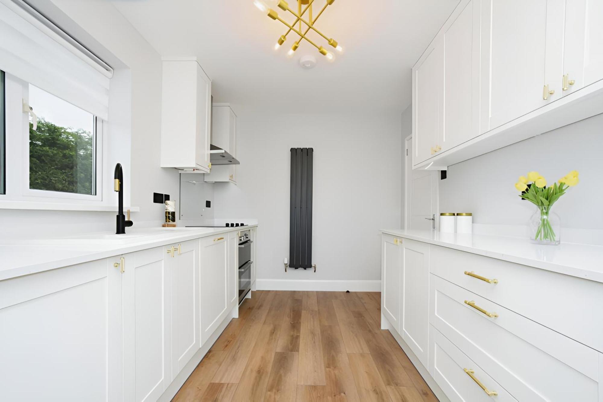 Beautiful 5 Bedroom Bungalow, Sleeps 7, In カルネ エクステリア 写真